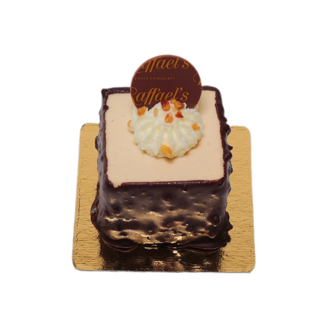 Petite Four Haselnuss