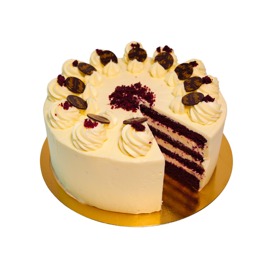 Red Velvet Torte Angeschnitten